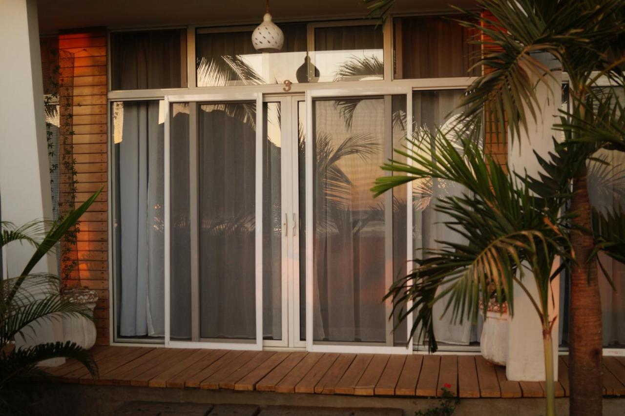 Alive Beach House Transito Extérieur photo