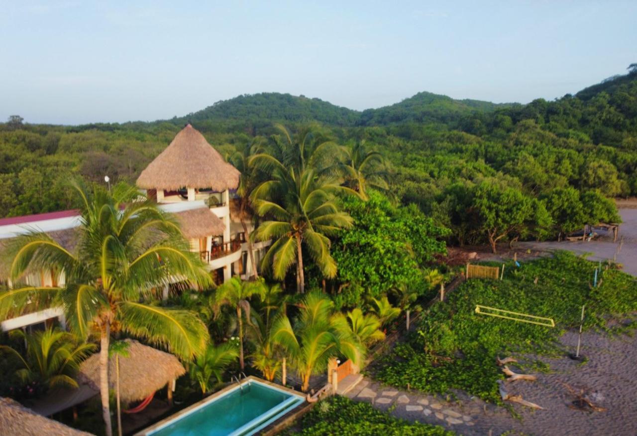Alive Beach House Transito Extérieur photo